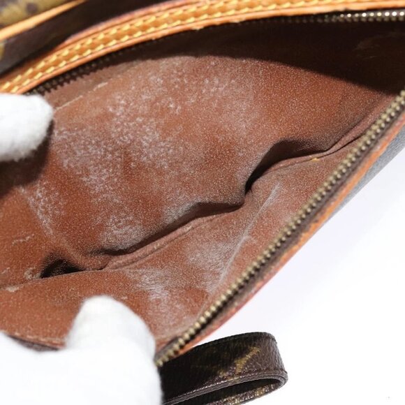 LOUIS VUITTON Monogram Marly Dragonne GM Clutch Bag - Picture 10 of 16